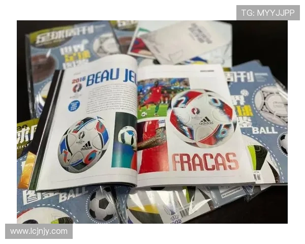 足球周刊百大球星卡全解析 足球巨星的荣耀与传奇之路